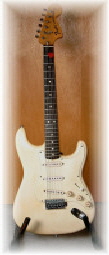 Fender Stratocaster White-1